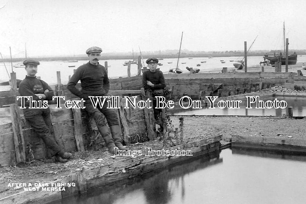 ES 1191 - Fishermen, West Mersea, Essex c1910