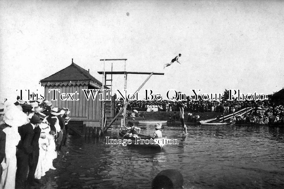 ES 13 - Outdoor Bathing Pool, Maldon, Essex