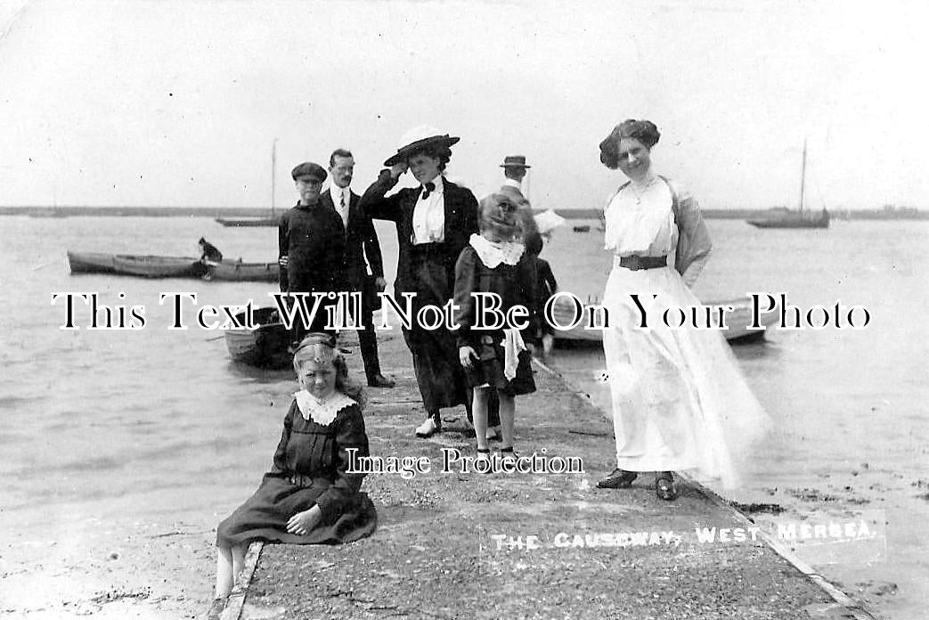 ES 1324 - The Causeway, West Mersea, Essex c1910