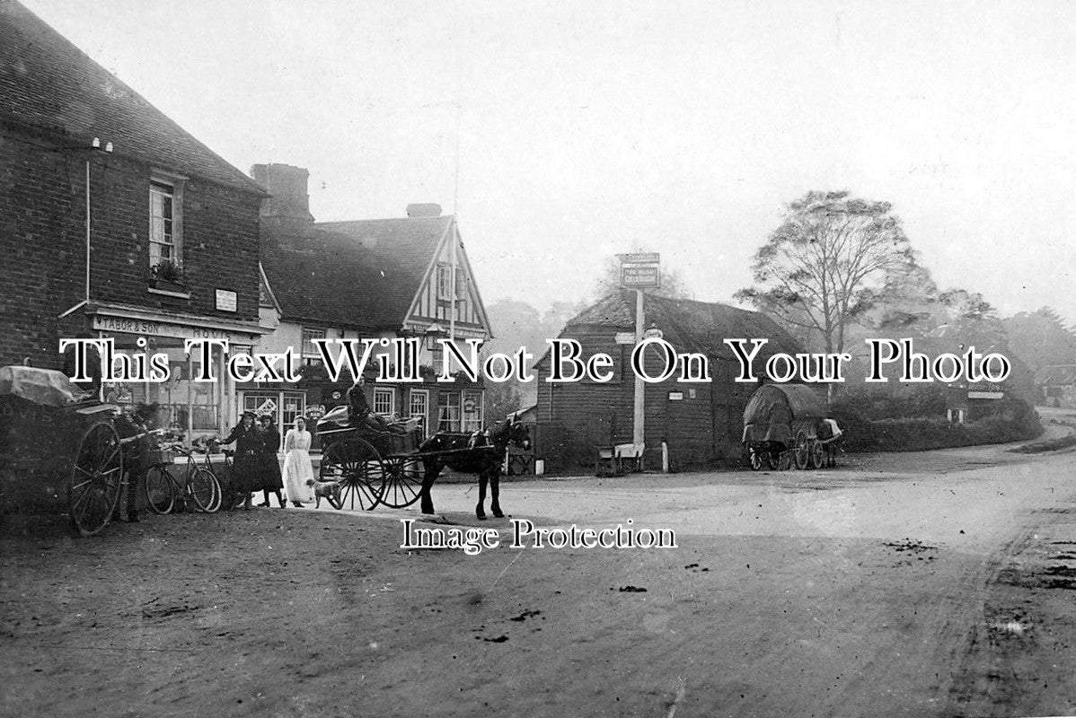 ES 1344 - The Post Office & Green Dragon Pub, Shenfield, Essex c1910