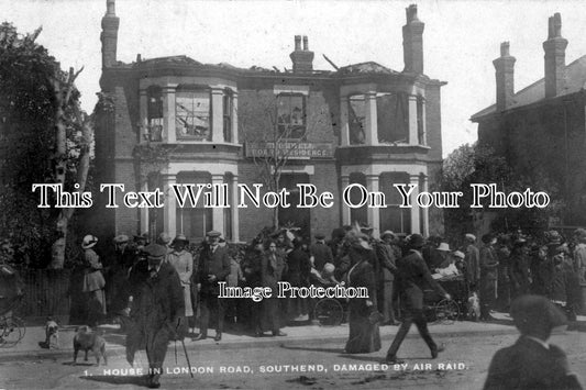 ES 1392 - House Damaged By Air Raid, London Road, Southend, Essex c1915