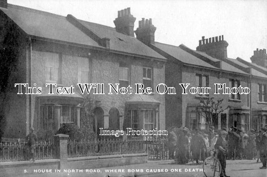 ES 1417 - House Bombed By Zeppelin, North Road, Prittlewell, Southend, Essex 1915