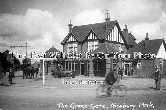 ES 1498 - The Green Gate Pub, Newbury Park, Essex c1922