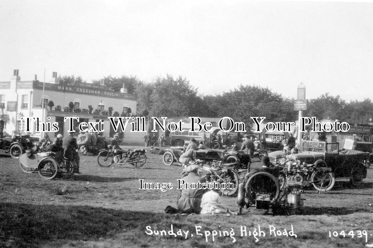 ES 1502 - Sunday, Epping High Road, Essex c1920