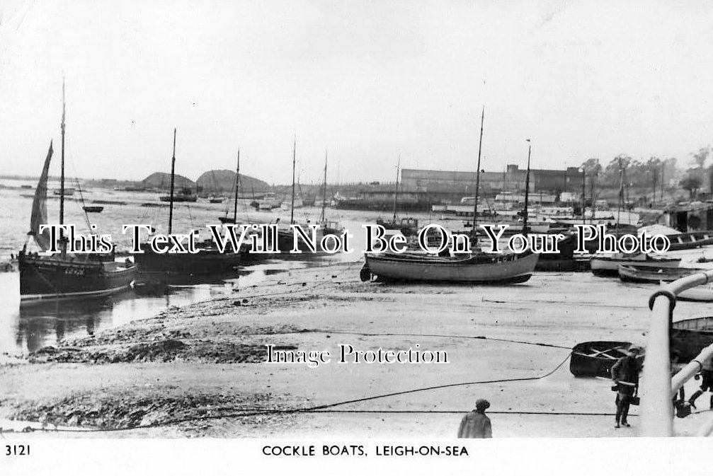 ES 1538 - Cockle Boats, Leigh On Sea, Essex