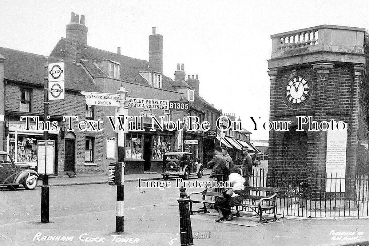 ES 1587 - Clock Tower & Post Office, Rainham, Essex c1940