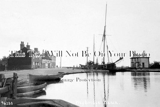 ES 1655 - Heybridge Basin, Essex c1921