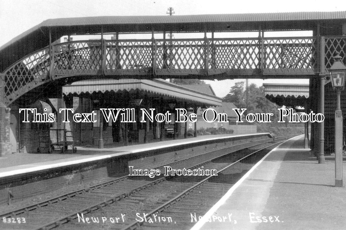 ES 1690 - Newport Railway Station, Essex