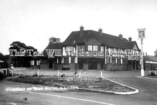 ES 1829 - Fortune Of War Hotel Pub, Laindon, Essex c1920