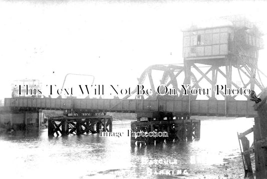 ES 1866 - Bascule Bridge, Barking, Essex