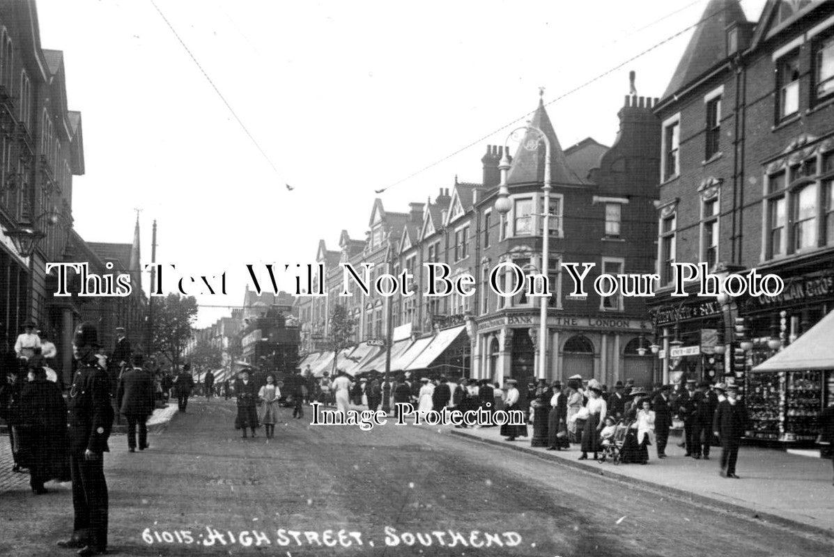 ES 1977 - High Street, Southend On Sea, Essex – JB Archive