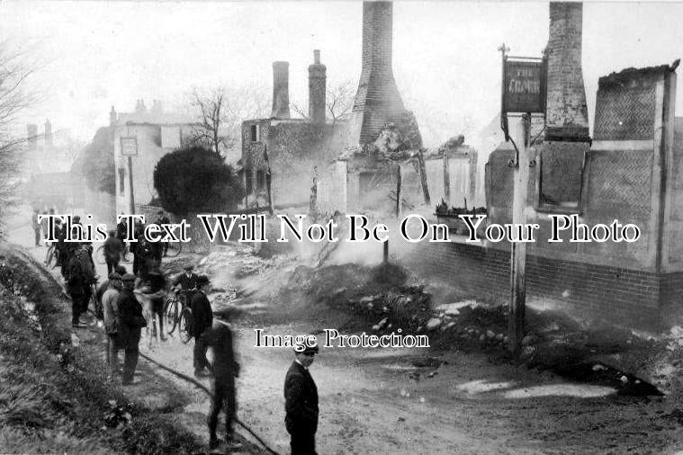 ES 201 - Fire At The Crown, Little Chesterford, Essex c1914