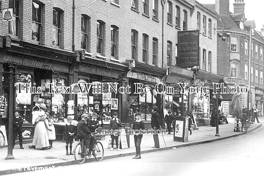 ES 2019 - The Pavement, George Lane, South Woodford, Essex