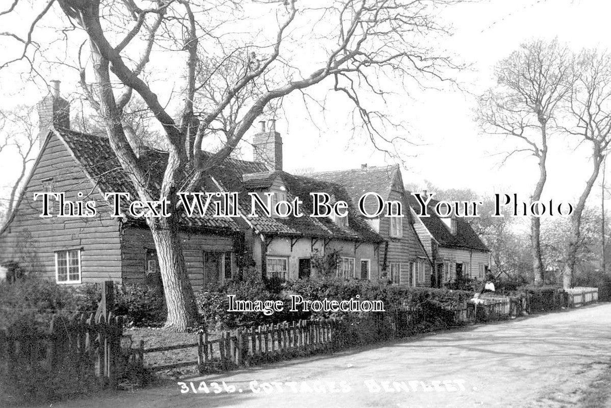 ES 2129 - Cottages, Benfleet, Essex
