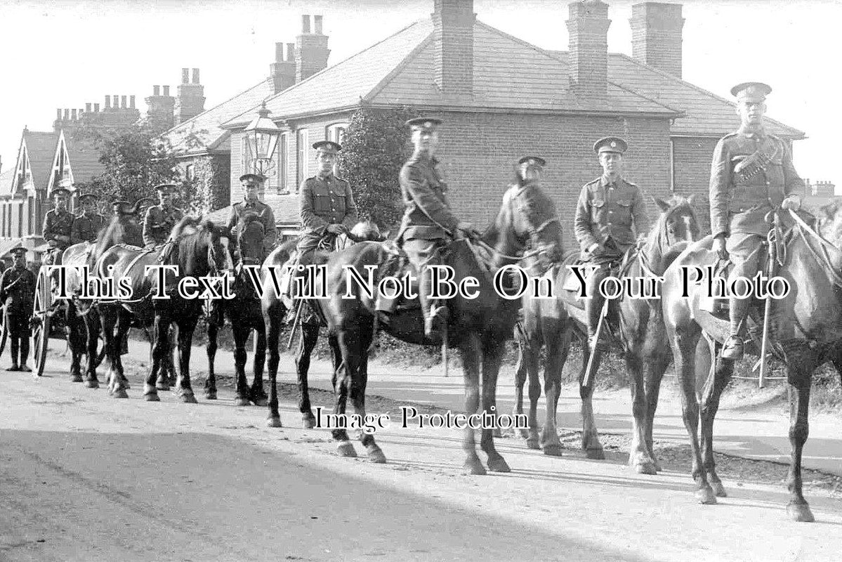 ES 2151 - Essex Regiment Soldiers At Warley, Brentwood, Essex