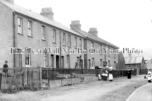 ES 2342 - Terraced Houses, Grays, Essex c1910