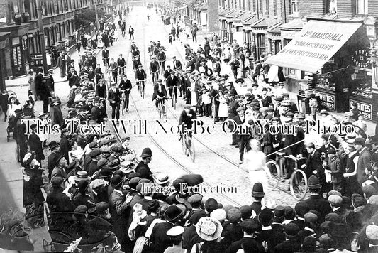 ES 2474 - The End Of The Race, Barking, Essex c1910