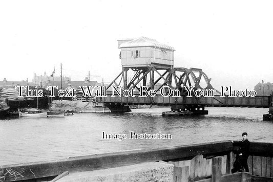 ES 2480 - The Bascule Bridge, Barking, Essex c1909