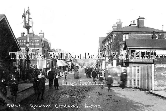 ES 2529 - Grays Railway Crossing, Essex