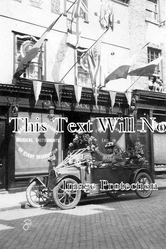 ES 2612 - Music Shop Front, Harwich, Essex