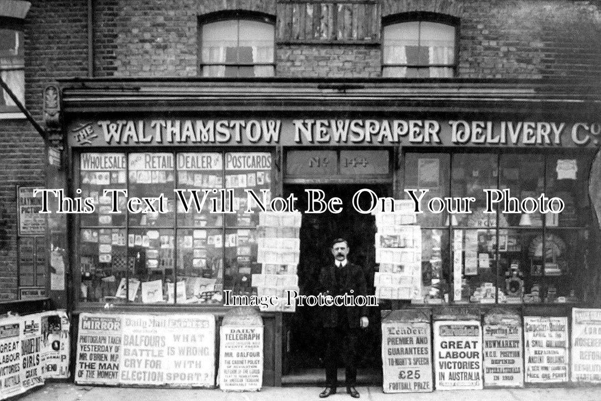 ES 2619 - Walthamstow Newspaper Delivery Co Shop, Essex