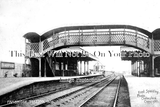 ES 2644 - Farmbridge Railway Station, Essex c1910