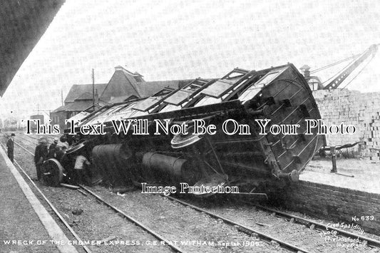 ES 2657 - Wreck Of Cromer Express At Witham, GER, Essex 1905