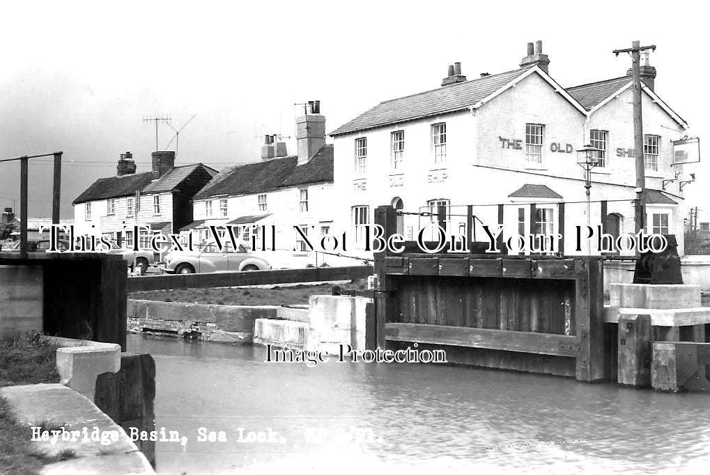 ES 2772 - Heybridge Basin, Sea Lock, Essex