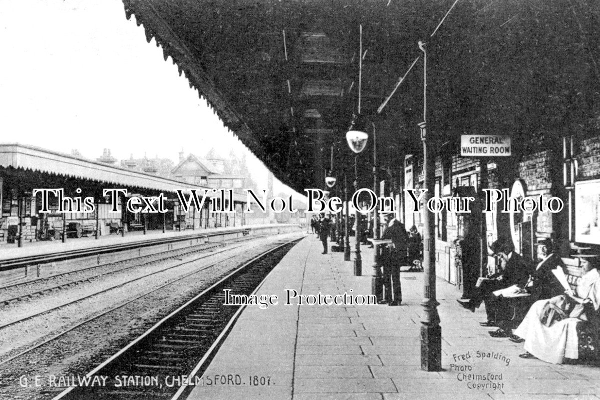 ES 2837 - Chelmsford Railway Station, Essex