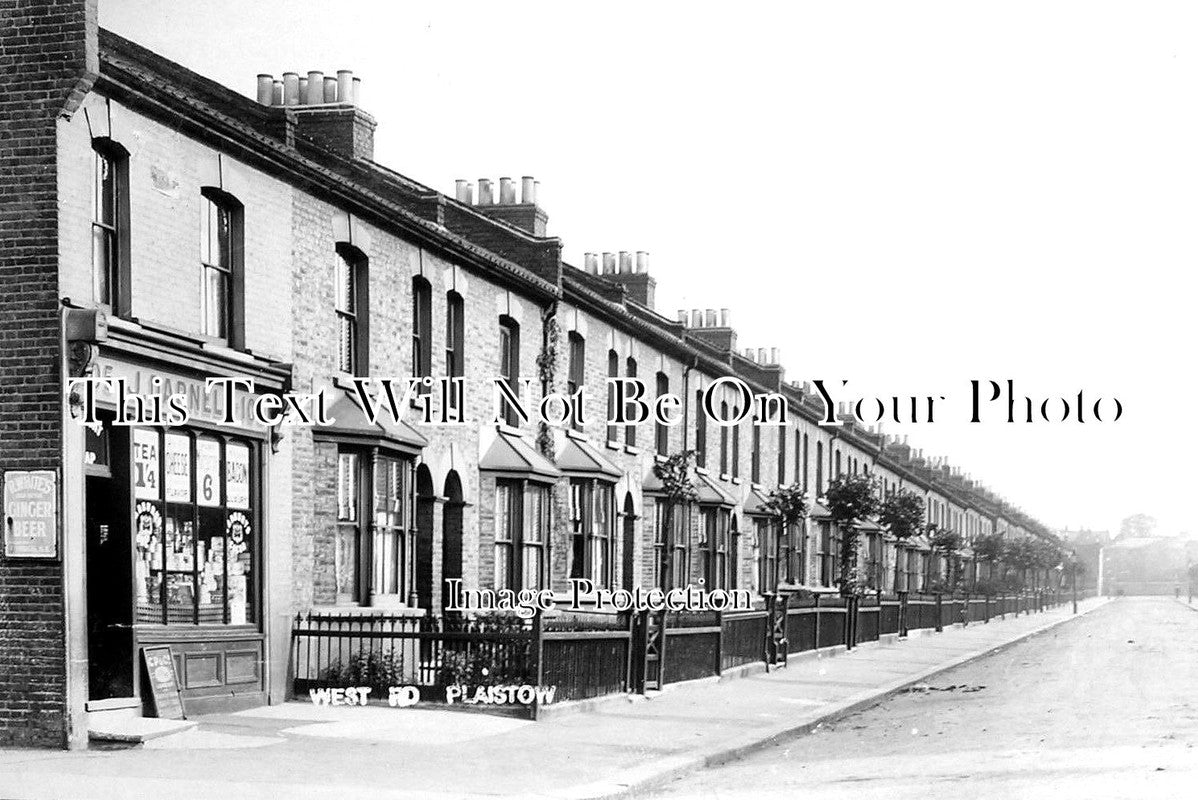 ES 2840 - Grocer Shop & West Road, Plaistow, Essex c1908