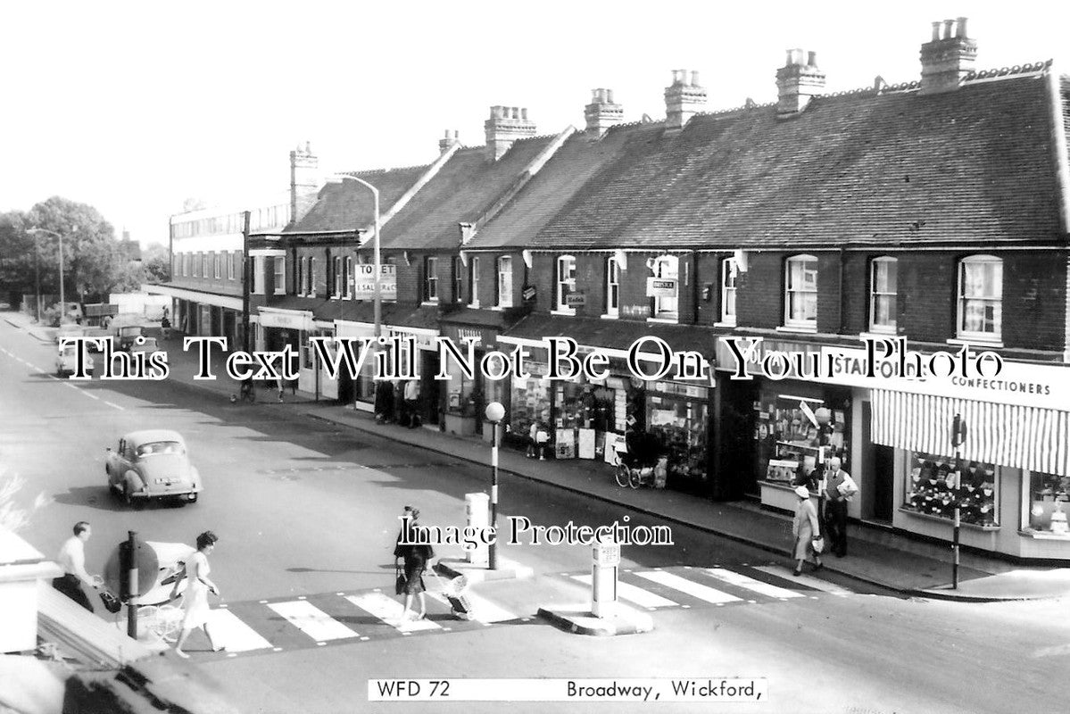 ES 2886 - Broadway, Wickford, Essex