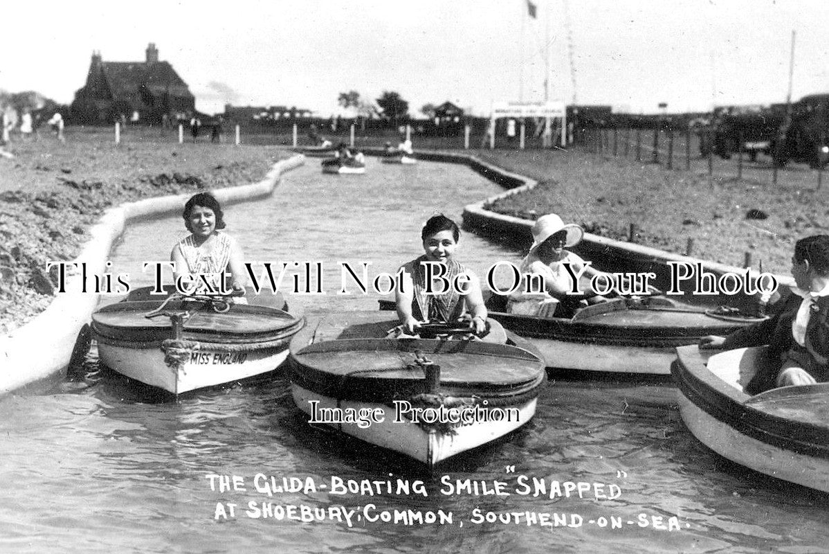 ES 2931 - Boating, Shoebury Common, Southend On Sea, Essex