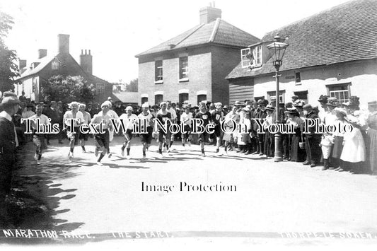 ES 3014 - Marathon Race, The Start, Thorpe Le Soken, Essex