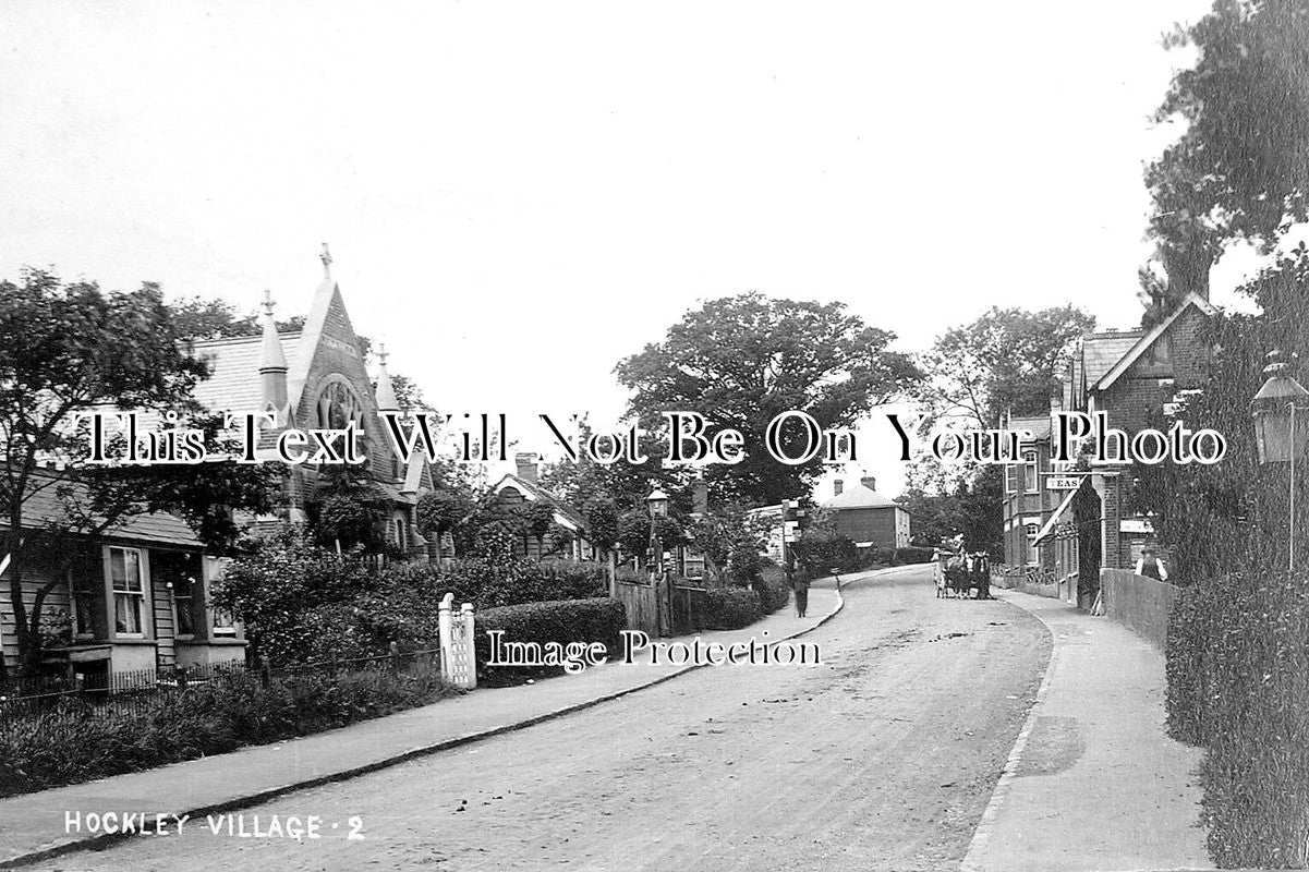 ES 3070 - Hockley Village, Essex c1915