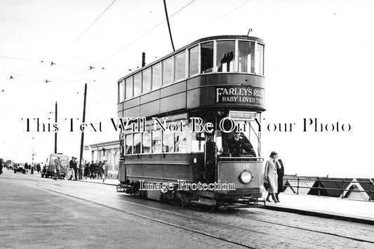 ES 3077 - Tram No 16, Thorpe Bay Sea Front, Essex c1938