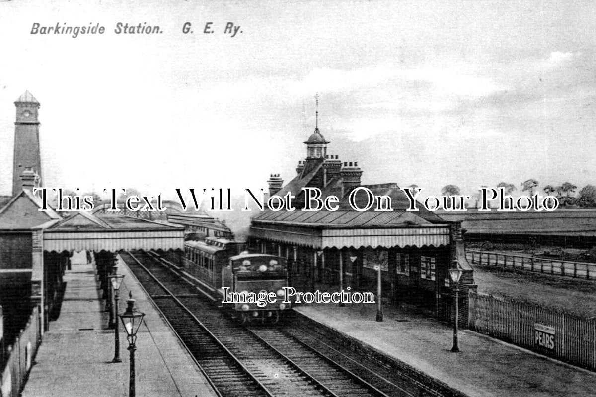 ES 3095 - Barkingside Railway Station, Essex