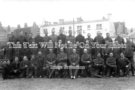 ES 3237 - Soldiers Outside The Ship Hotel, Southend, Essex