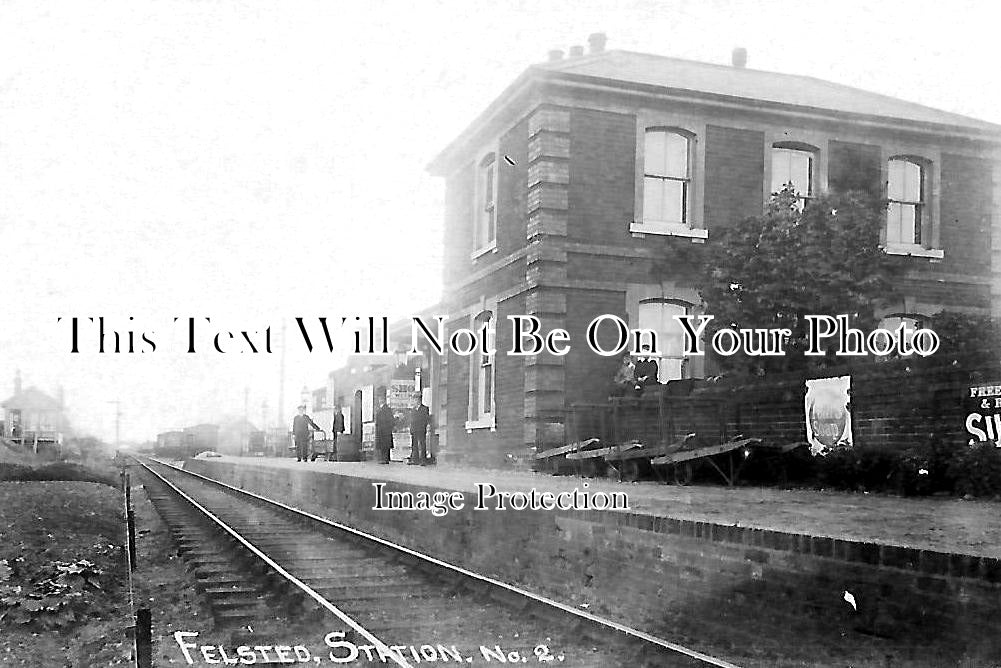 ES 3313 - Felsted Railway Station, Essex
