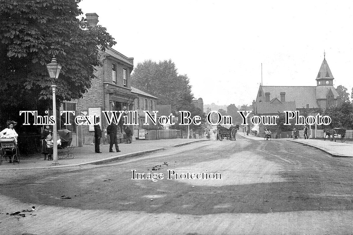 ES 3351 - High Road, Loughton, Essex