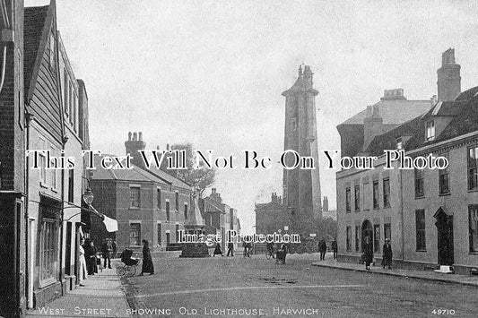 ES 342 - West Street Showing Old Lighthouse, Harwich, Essex c1910