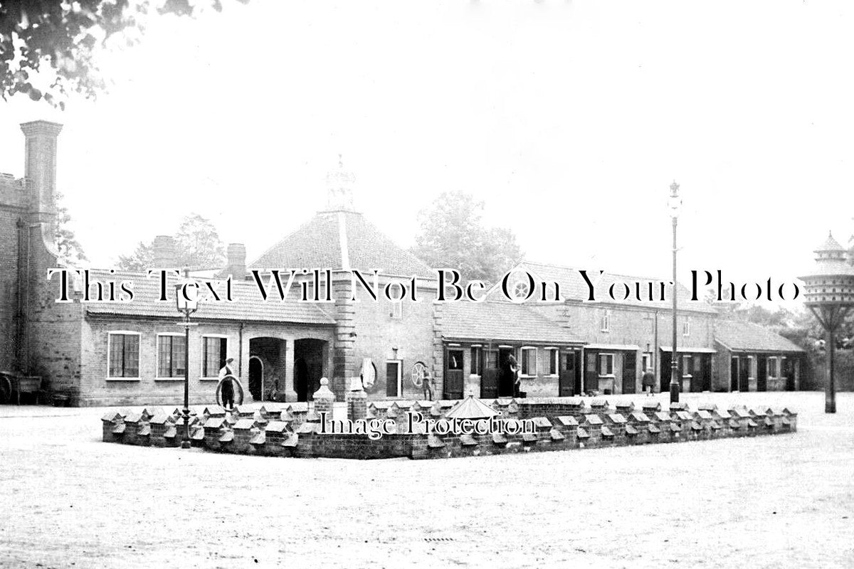 ES 3705 - Stable Yard, Easton Lodge, Great Dunmow, Essex c1910