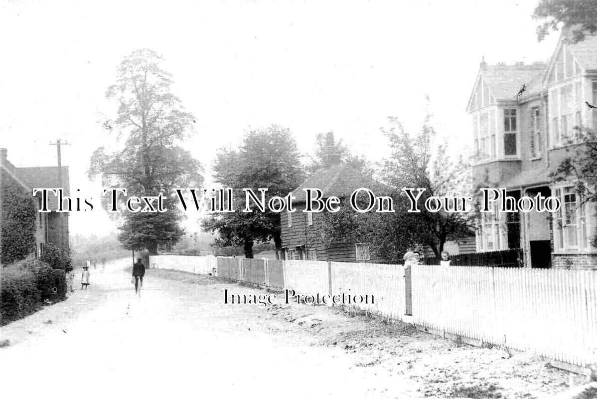 ES 3751 - Nevendon Road, Wickford, Essex