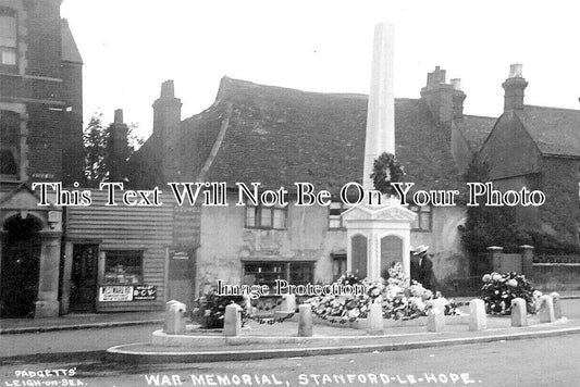 ES 3762 - War Memorial, Stanford Le Hope, Essex c1920