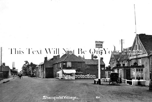 ES 3966 - The Green Dragon Pub, Shenfield Village, Essex