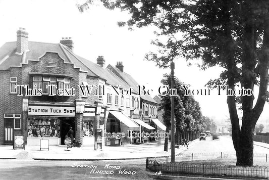 ES 3984 - Station Road, Harold Wood, Essex