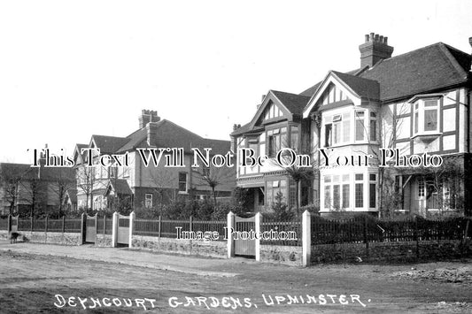 ES 4025 - Deyncourt Gardens, Upminster, Essex