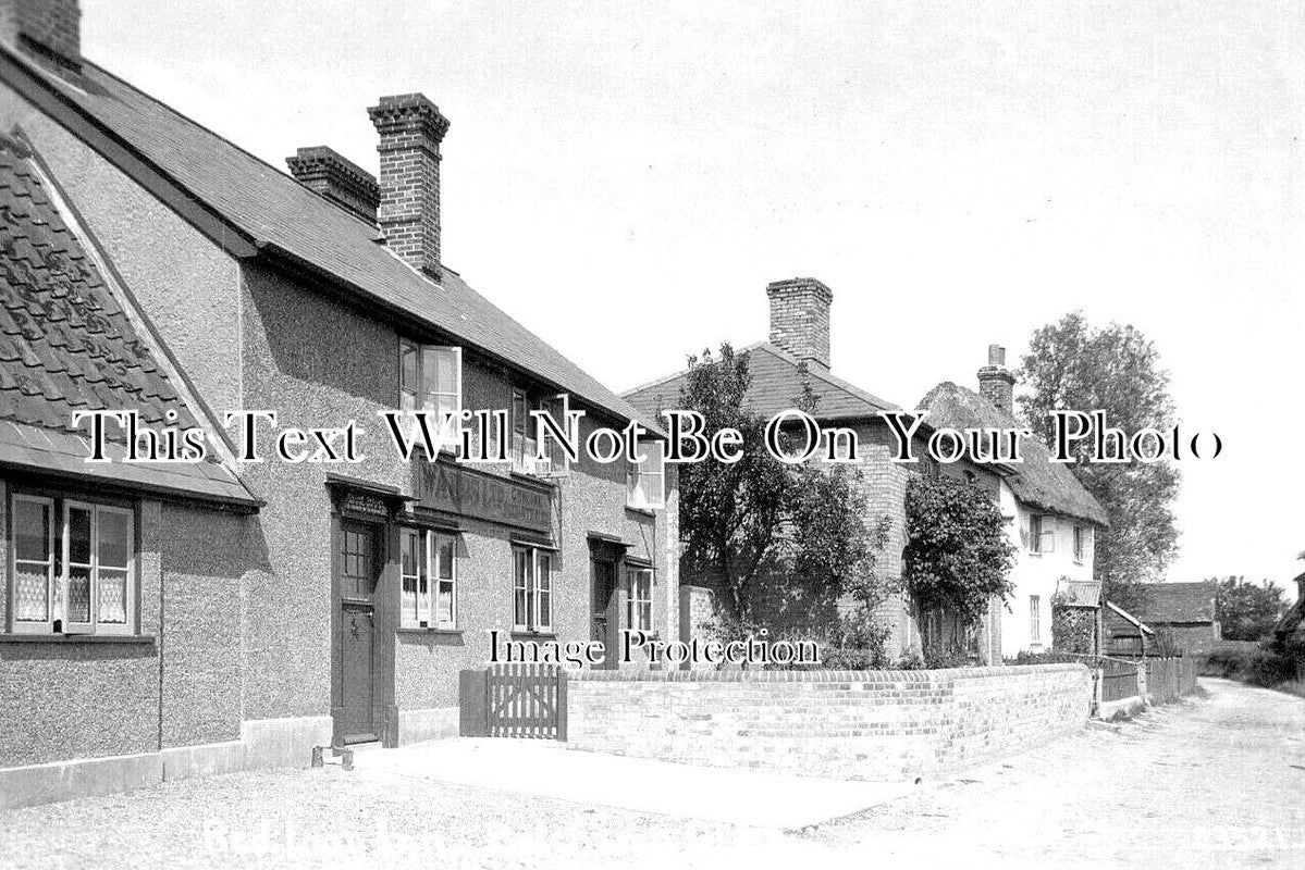 ES 4099 - Red Lion Inn Pub, Belchamp Otten, Essex