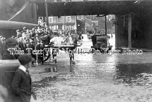 ES 4156 - Flooding At North Station Railway Bridge, Colchester, Essex