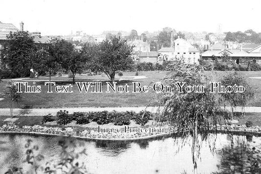 ES 4276 - View In The Park, Halstead, Essex c1904