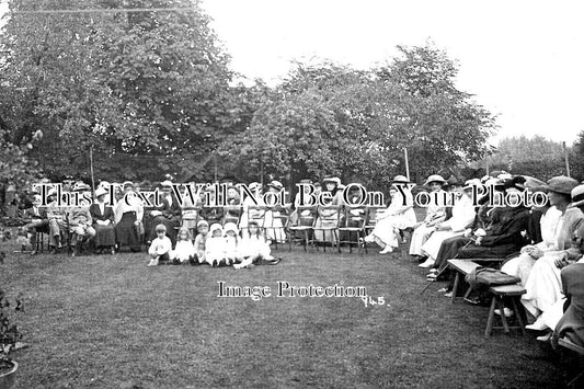 ES 4333 - Great Dunmow Garden Party, Essex